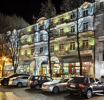 Frapolli Hotel