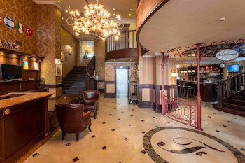 Frapolli Hotel