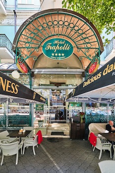 Frapolli Hotel