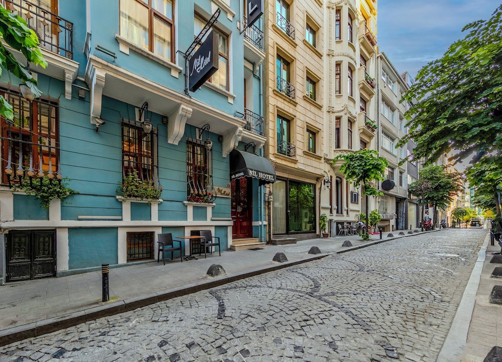Nil Hotel