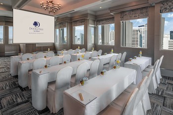Doubletree By Hilton Bangkok Ploenchit