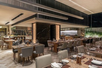 Doubletree By Hilton Bangkok Ploenchit