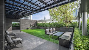 Doubletree By Hilton Bangkok Ploenchit