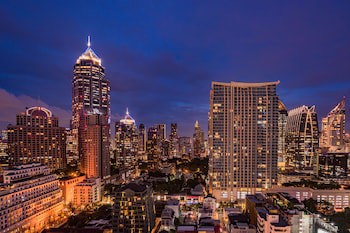 Doubletree By Hilton Bangkok Ploenchit