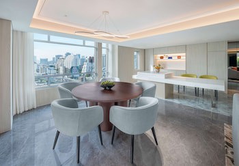 Doubletree By Hilton Bangkok Ploenchit