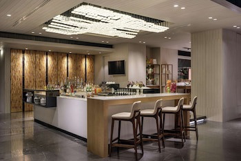 Doubletree By Hilton Bangkok Ploenchit