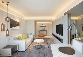 Doubletree By Hilton Bangkok Ploenchit