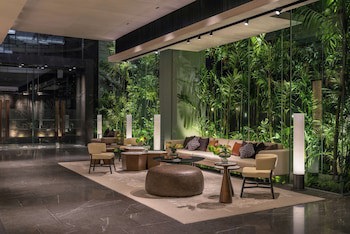Doubletree By Hilton Bangkok Ploenchit