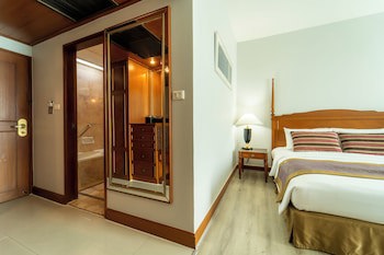 Century Park Hotel
