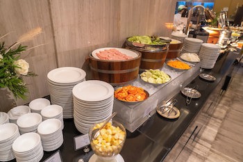 Century Park Hotel
