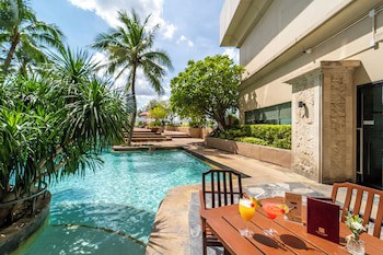 Century Park Hotel