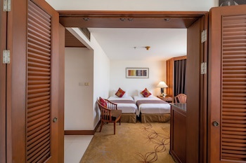 Century Park Hotel