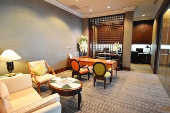 Century Park Hotel