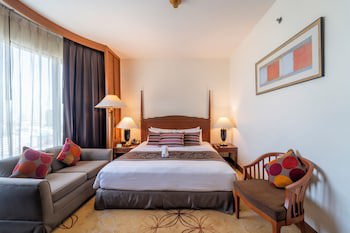 Century Park Hotel