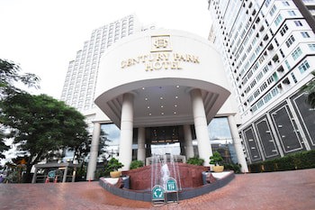 Century Park Hotel