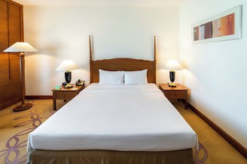 Century Park Hotel