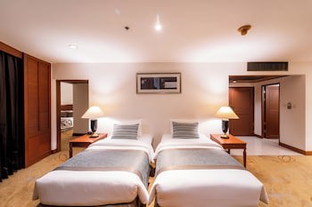 Century Park Hotel