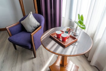 Century Park Hotel