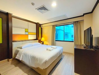 Ebina House