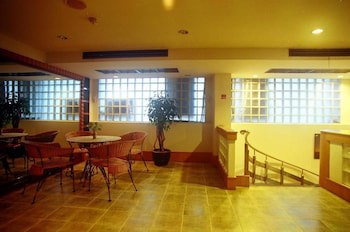 Ebina House