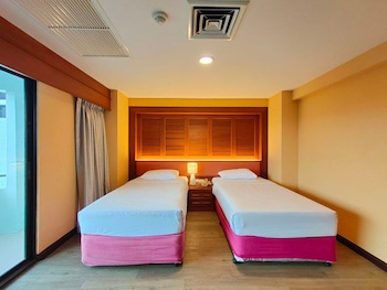 Ebina House