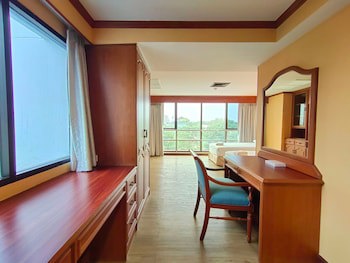 Ebina House