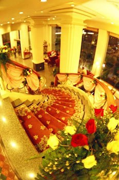 Ebina House