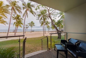 Doubletree Resort By Hilton Hotel Fiji - Sonaisali Island