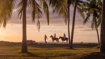 Doubletree Resort By Hilton Hotel Fiji - Sonaisali Island