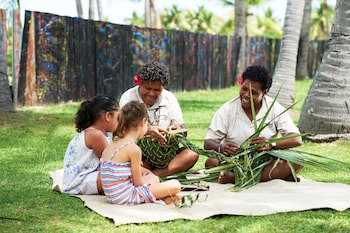 Doubletree Resort By Hilton Hotel Fiji - Sonaisali Island