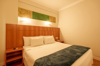 Central Park Hotel By Bourbon