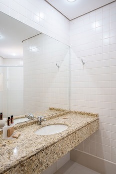 Central Park Hotel By Bourbon