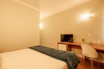 Central Park Hotel By Bourbon