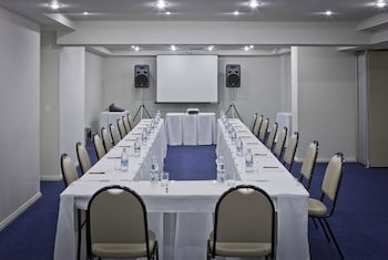 Central Park Hotel By Bourbon