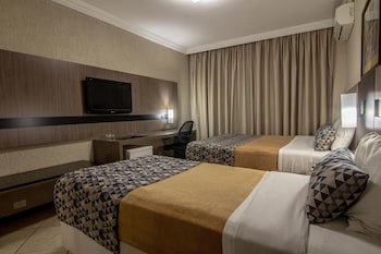 Hotel Deville Express Cascavel