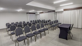 Hotel Deville Express Cascavel