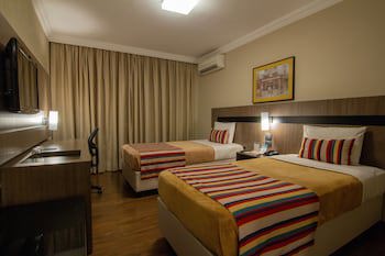 Hotel Deville Express Cascavel