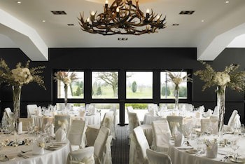 Staverton Park Hotel & Golf Club