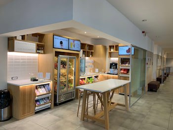 Hilton Garden Inn Rome Airport galeri fotoğrafı