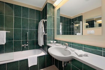 Hilton Garden Inn Rome Airport galeri fotoğrafı