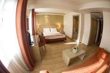 Davitel Tobacco Hotel