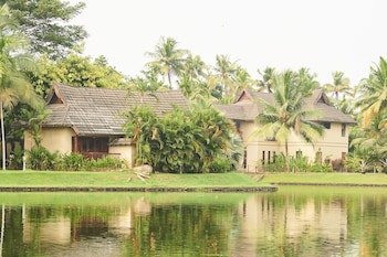 The Zuri Kumarakom Kerala Resort & Spa