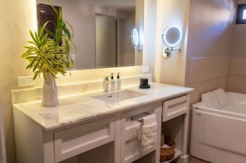 Valle Escondido Wellness Resort