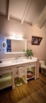 Valle Escondido Wellness Resort