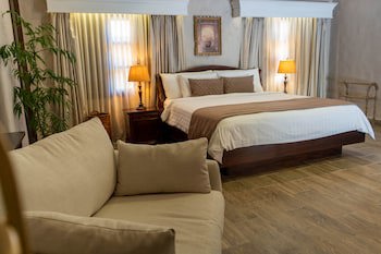 Valle Escondido Wellness Resort