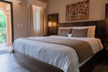 Valle Escondido Wellness Resort