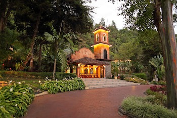 Valle Escondido Wellness Resort