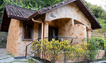 Valle Escondido Wellness Resort