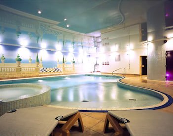 Riverside Hotel