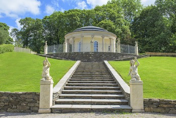Newby Bridge Hotel